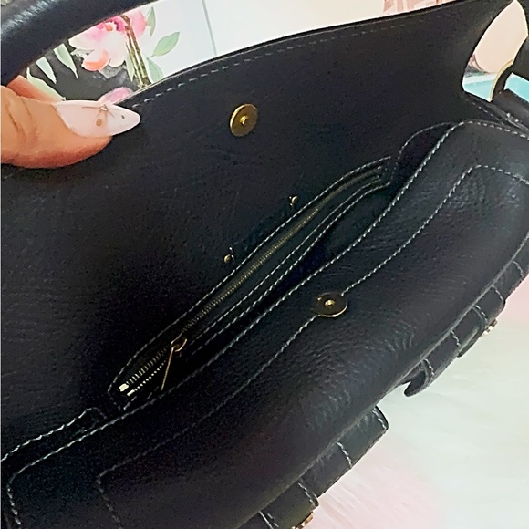 Celine shoulder Leather bag with gold-tone hardware and front buckle pocket - Picture 10 of 14